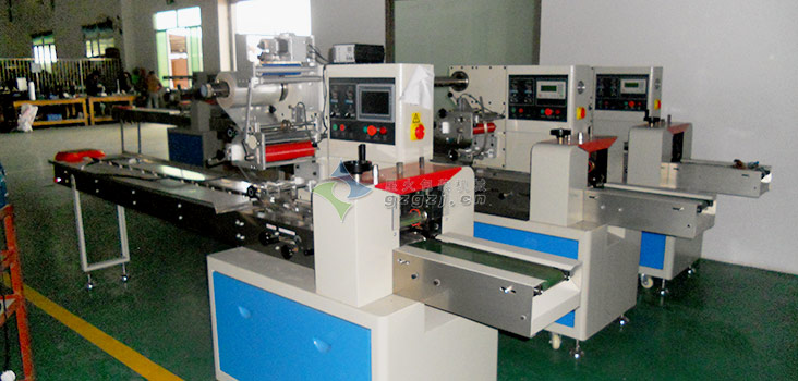 450枕式包裝機生產(chǎn)車間