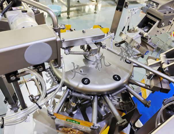 自動給袋式顆粒醬料食品包裝機(jī)細(xì)節(jié)